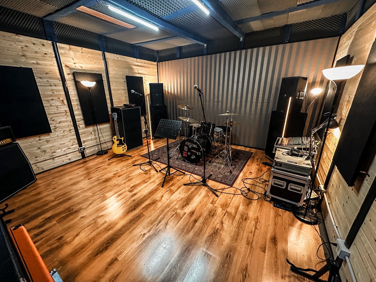 Sala 1 ADSR decibel Busto Arsizio